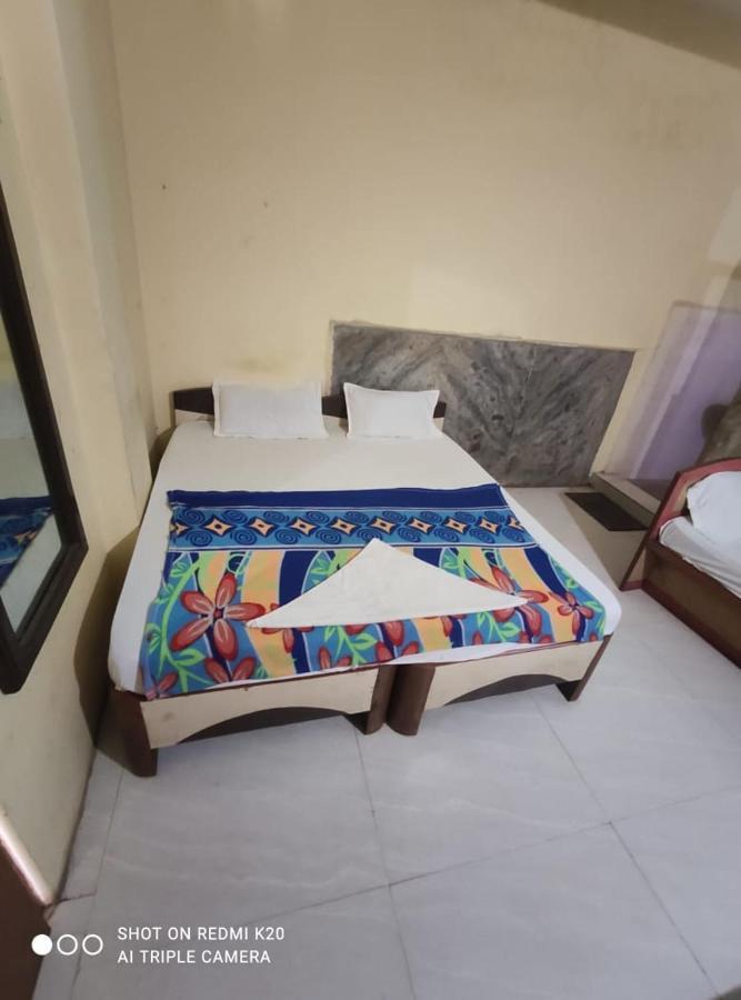 Hotel Sai Nivas Residency Hyderabad Exteriör bild