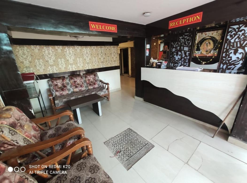 Hotel Sai Nivas Residency Hyderabad Exteriör bild