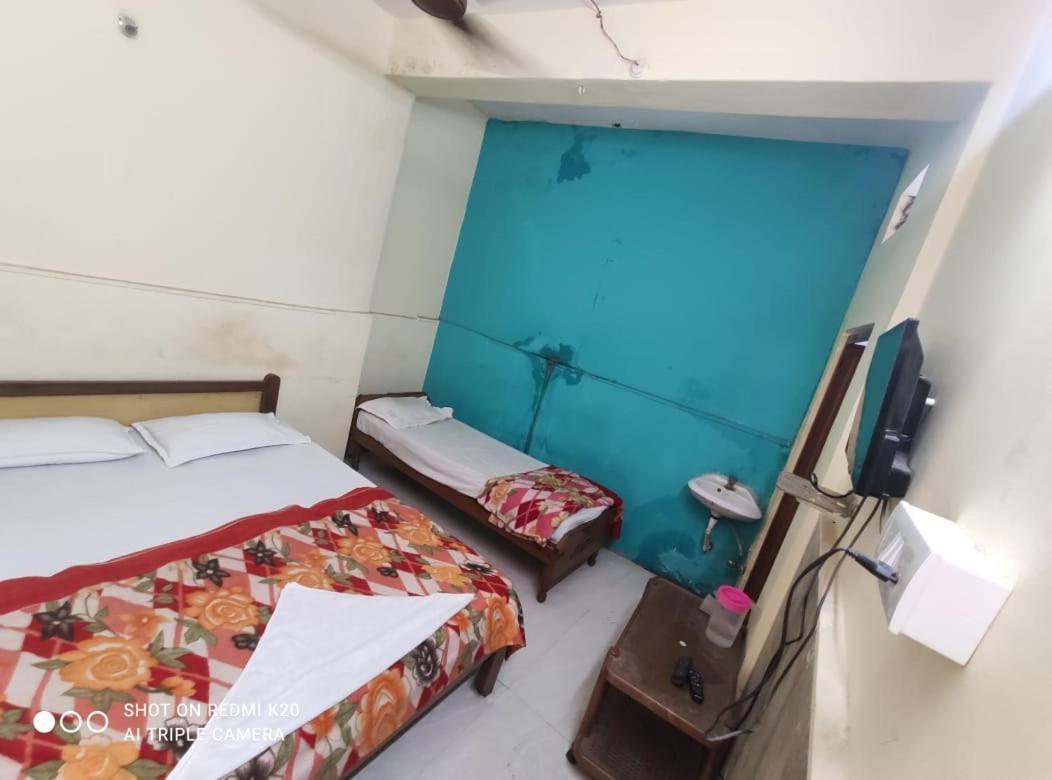 Hotel Sai Nivas Residency Hyderabad Exteriör bild