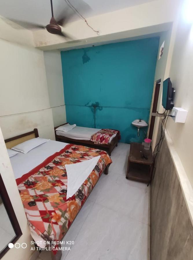 Hotel Sai Nivas Residency Hyderabad Exteriör bild