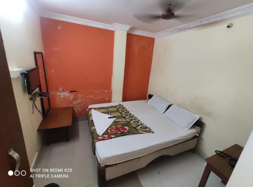 Hotel Sai Nivas Residency Hyderabad Exteriör bild