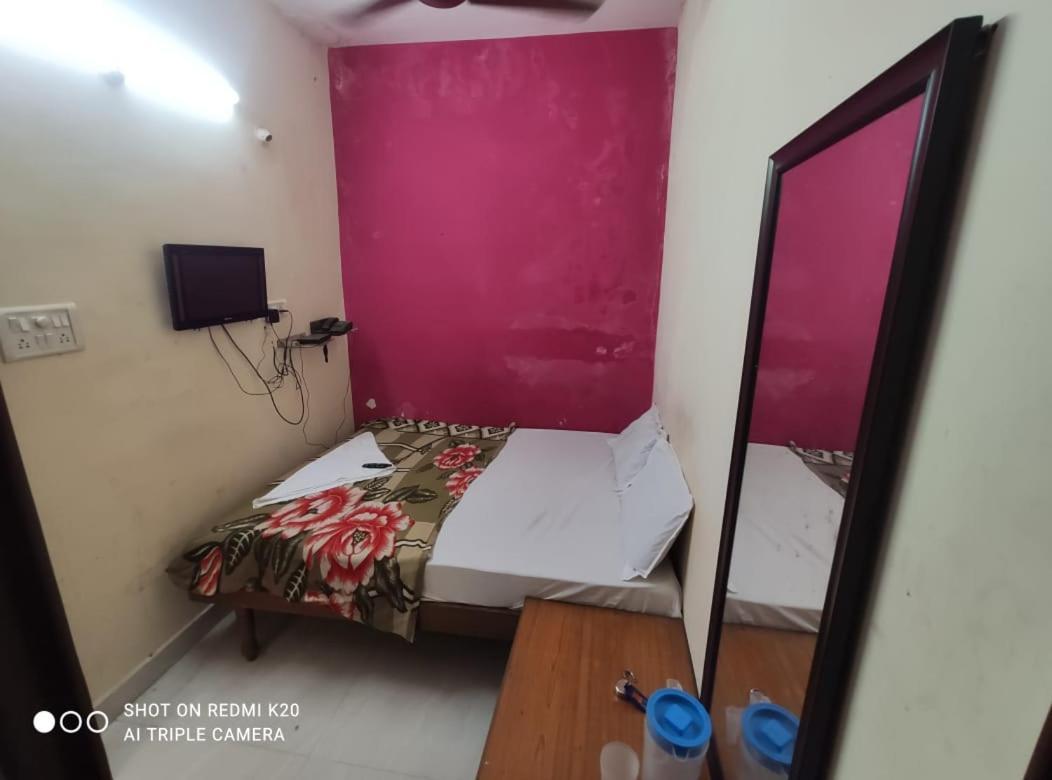 Hotel Sai Nivas Residency Hyderabad Exteriör bild