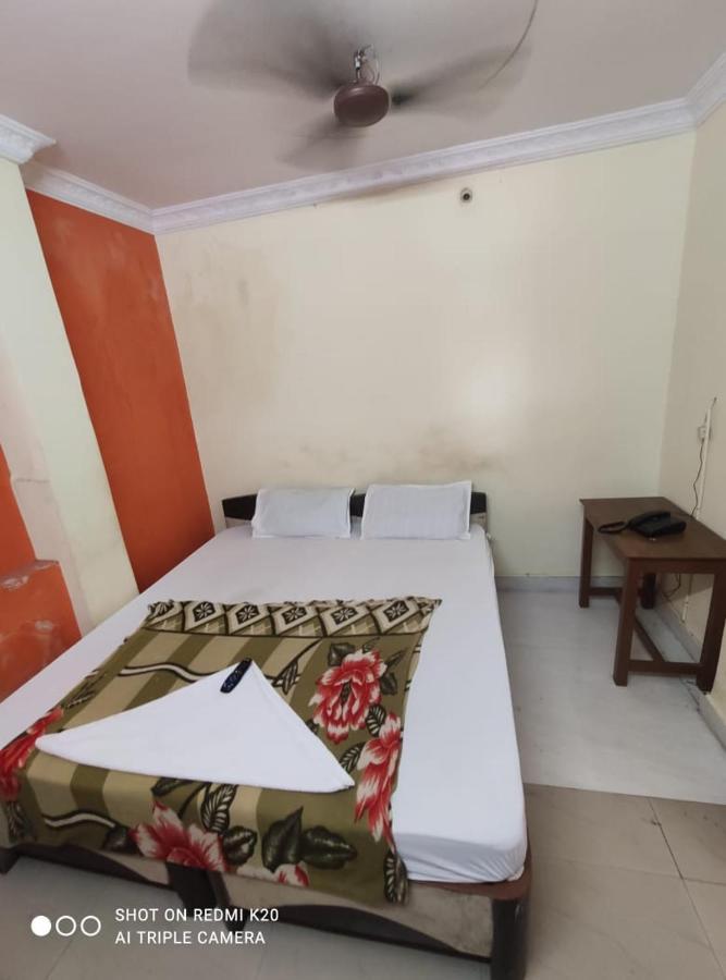 Hotel Sai Nivas Residency Hyderabad Exteriör bild